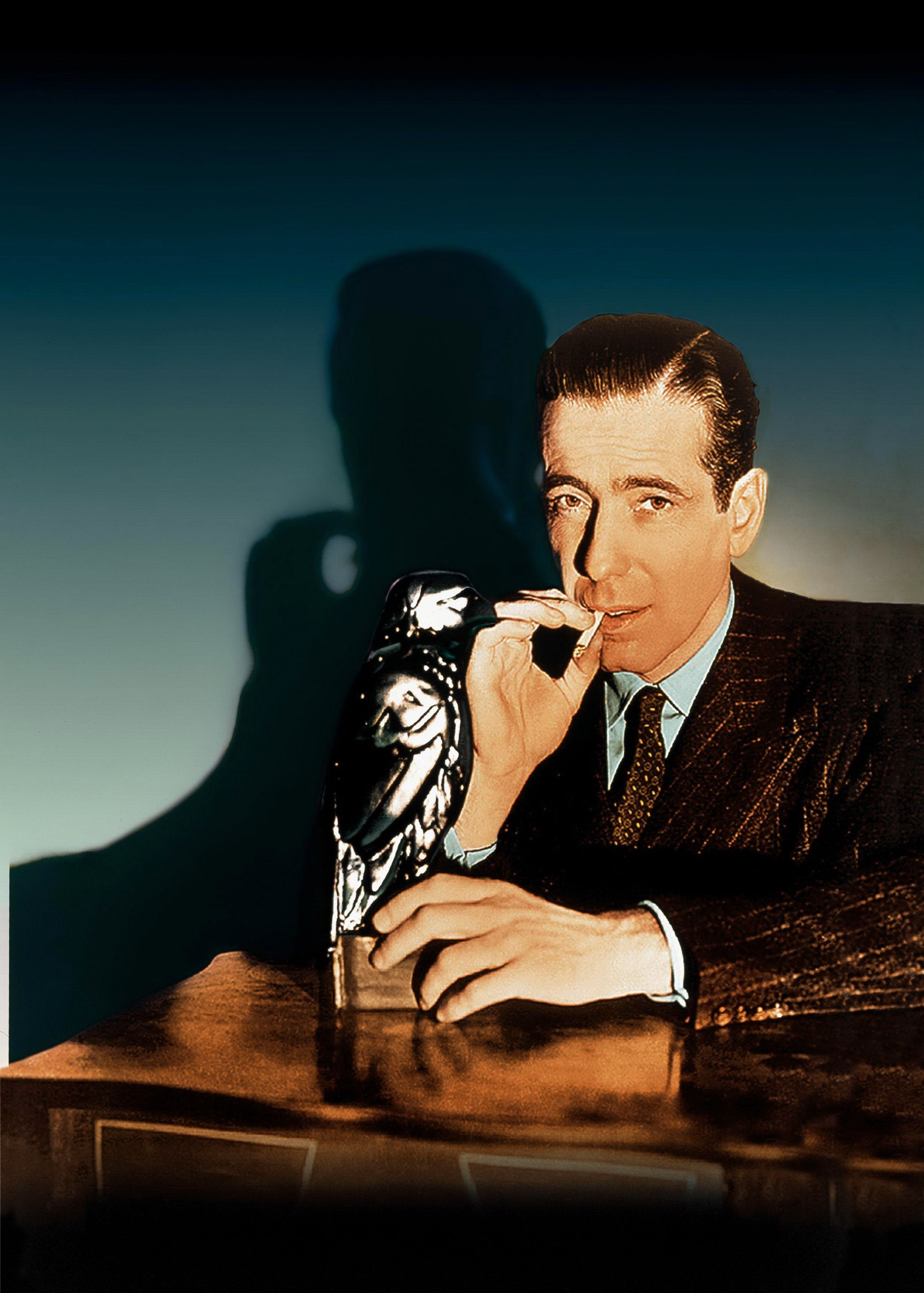 mystery-of-the-priceless-maltese-falcon-movie-prop-insidehook