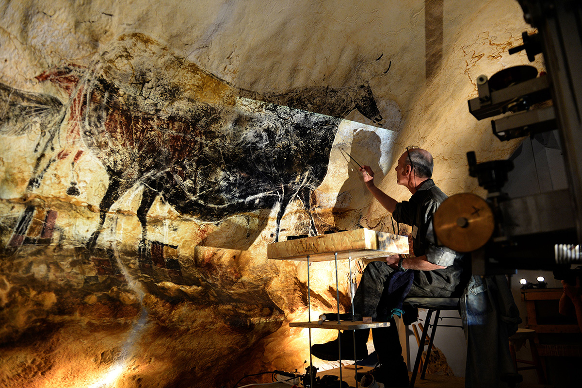 France Opens Exact Replica Of Lascaux Cave And Its Paleolithic   Lascaux 4 1200 1 