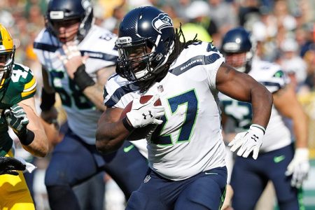 Seattle Seahawks' Eddie Lacy Opens Up About Weight Struggles, Fat-Shaming Memes