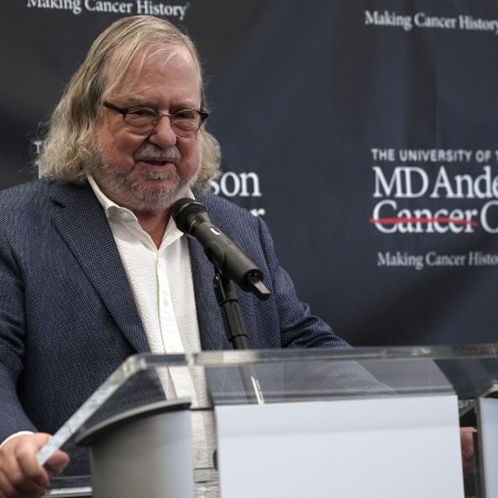 American Jim Allison Wins Nobel Prize in Medicine for Cancer Research