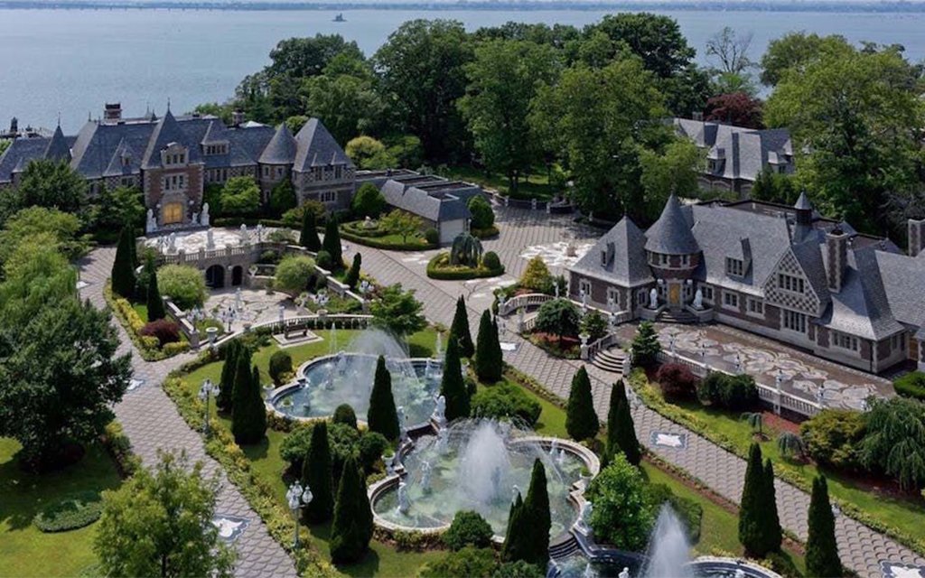 The Great Gatsby Movie Mansion For Sale On Long Island