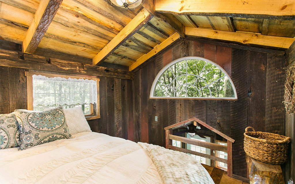 The Mohicans Moonlight Treehouse Insidehook