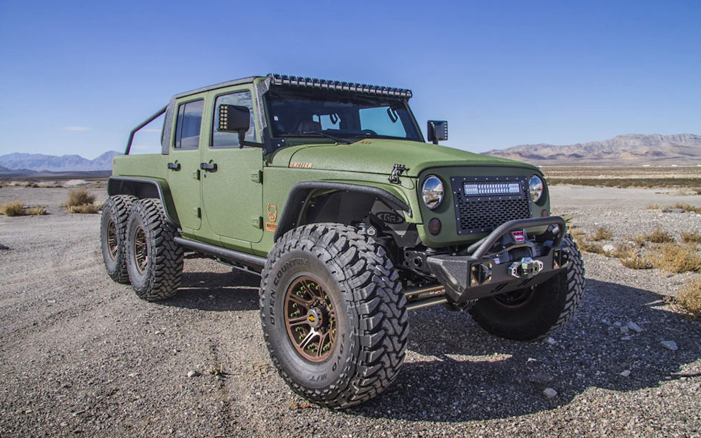 Bruiser Conversions Built A 6x6 Jeep Wrangler Jk Pickup Insidehook