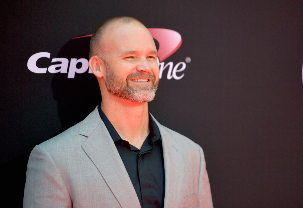 Chicago Cubs Hire David Ross to Replace Maddon as Manager