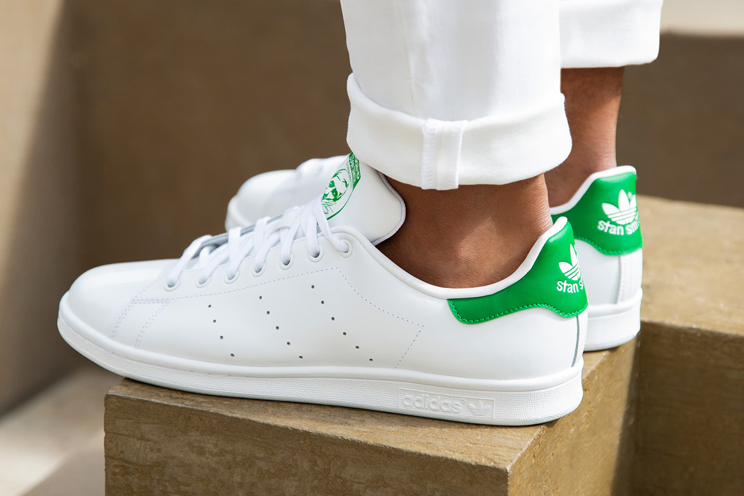 adidas original stan smith scratch