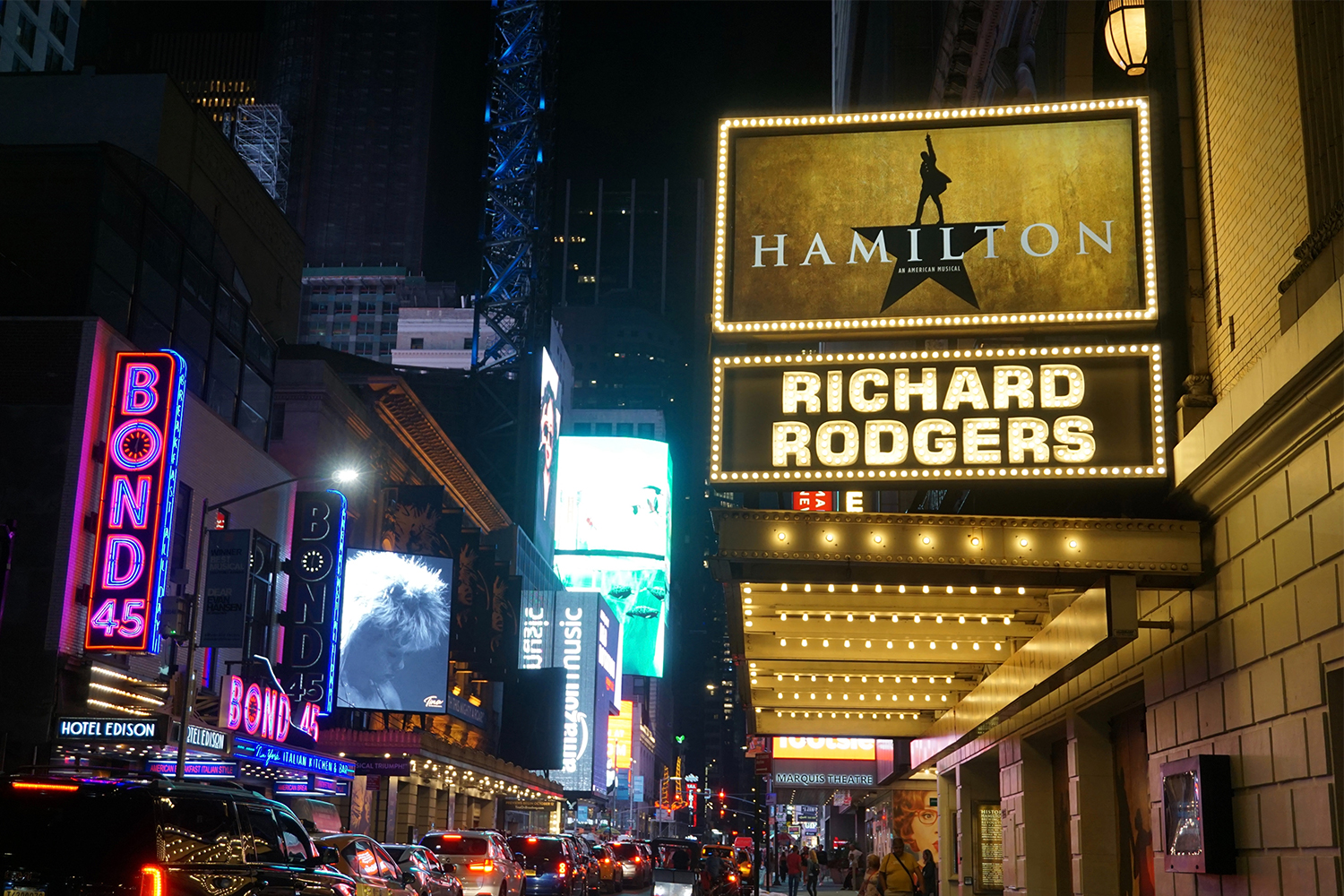 broadway show about new york city artists