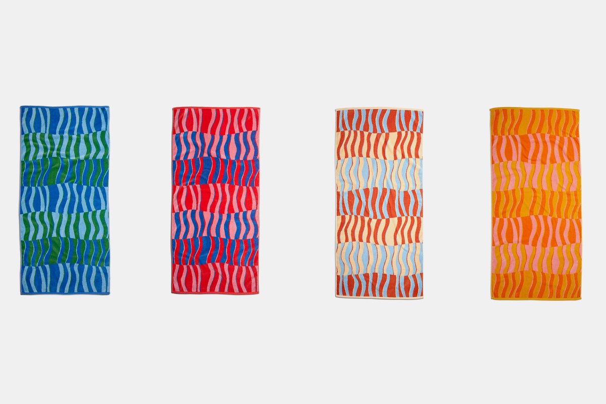 brooklinen-now-makes-beach-towels-and-we-want-one-in-every-color