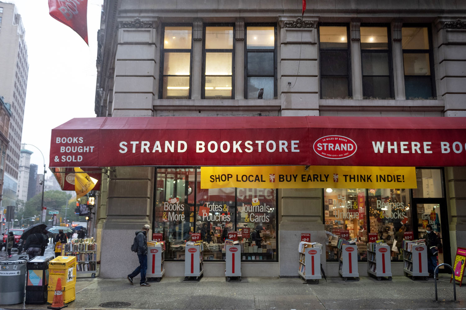 is-america-s-most-famous-bookshop-on-the-verge-of-a-mutiny-insidehook