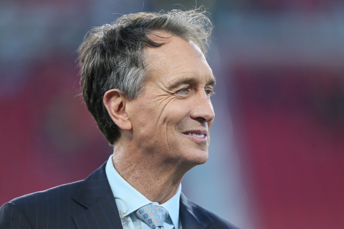 NBC's Cris Collinsworth Apologizes for Remark About Female NFL Fans ...