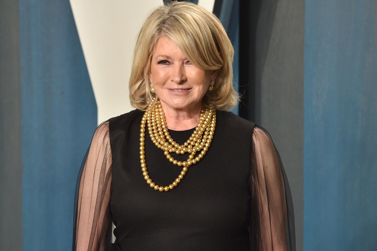 Martha Stewart Has 21 Peacocks, Not 16 - InsideHook