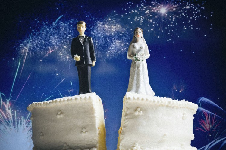 Divorce Parties for Men: Why Men Should Celebrate Divorce - InsideHook