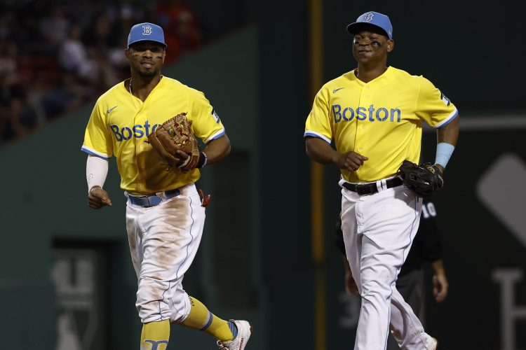 Will Boston Red Sox keep wearing yellow and blue uniforms during winning  streak? 'We have some smart people,' Xander Bogaerts says 