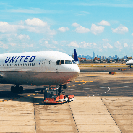 United and Delta’s Holiday Cancellation Crisis Was Inevitable