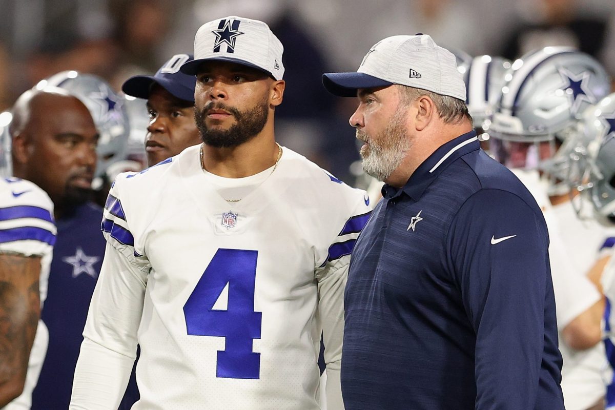 Dak Prescott Shows More Maturity Than Cowboys Head Coach Mike McCarthy ...