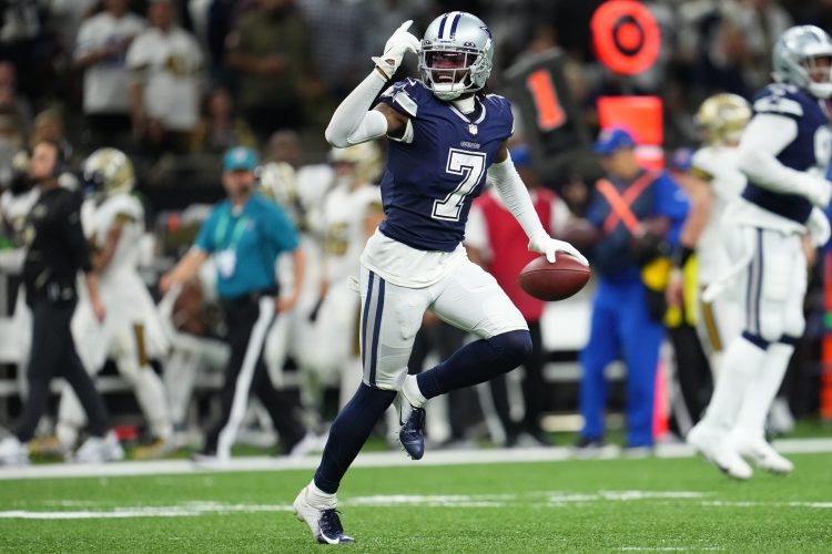 Get it done': Trevon Diggs set up Cowboys game-winning drive despite  communication issues