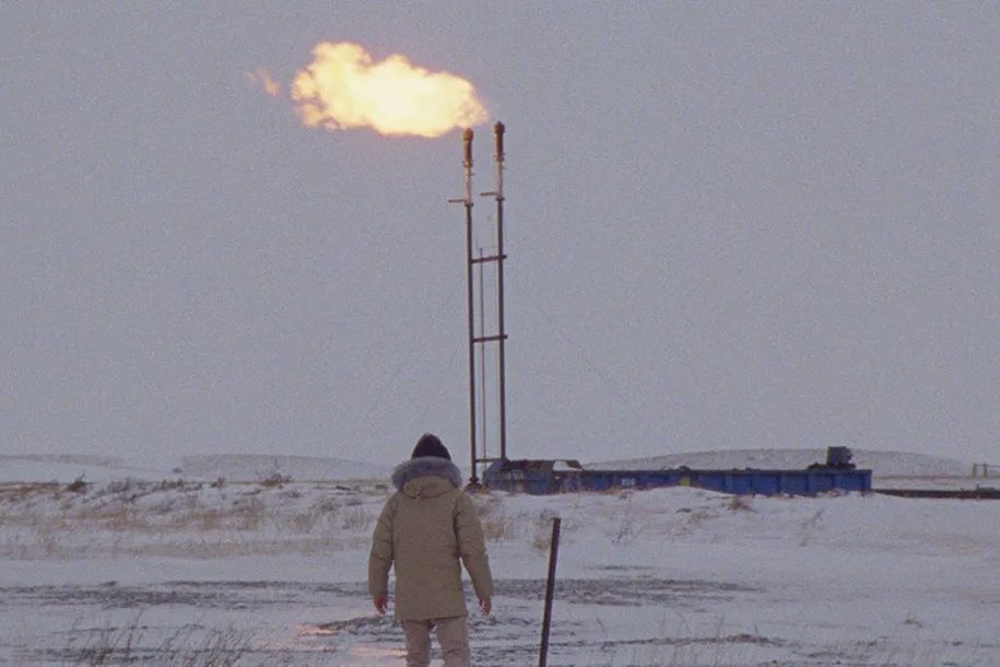 "How to Blow Up a Pipeline" Pairs Activism With HeistMovie Thrills