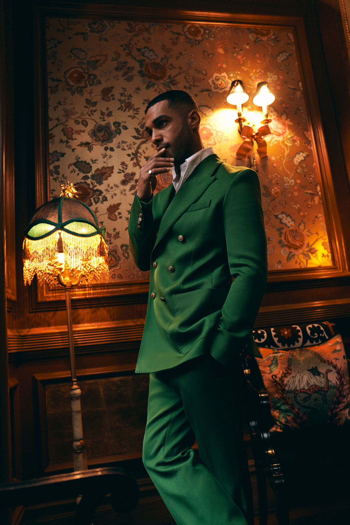 Lucien Laviscount wore the most elegant tracksuit in the world to the –  Creō Studios® -- Creo Studios