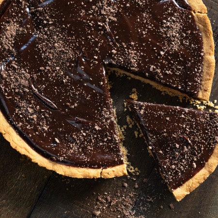 boozy desserts chocolate whiskey pie on a wooden table