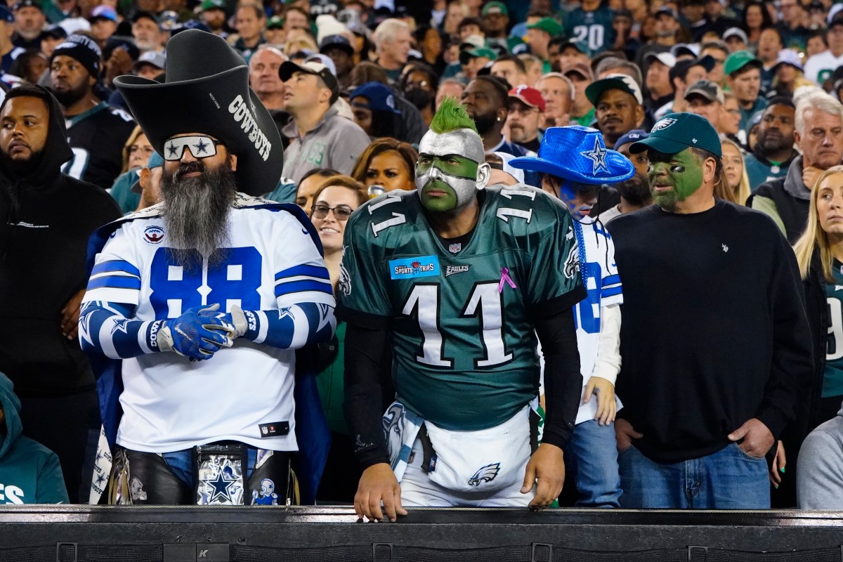 NFL Week 16 expert picks: Eagles at Cowboys, Christmas tripleheader -  Sports Illustrated