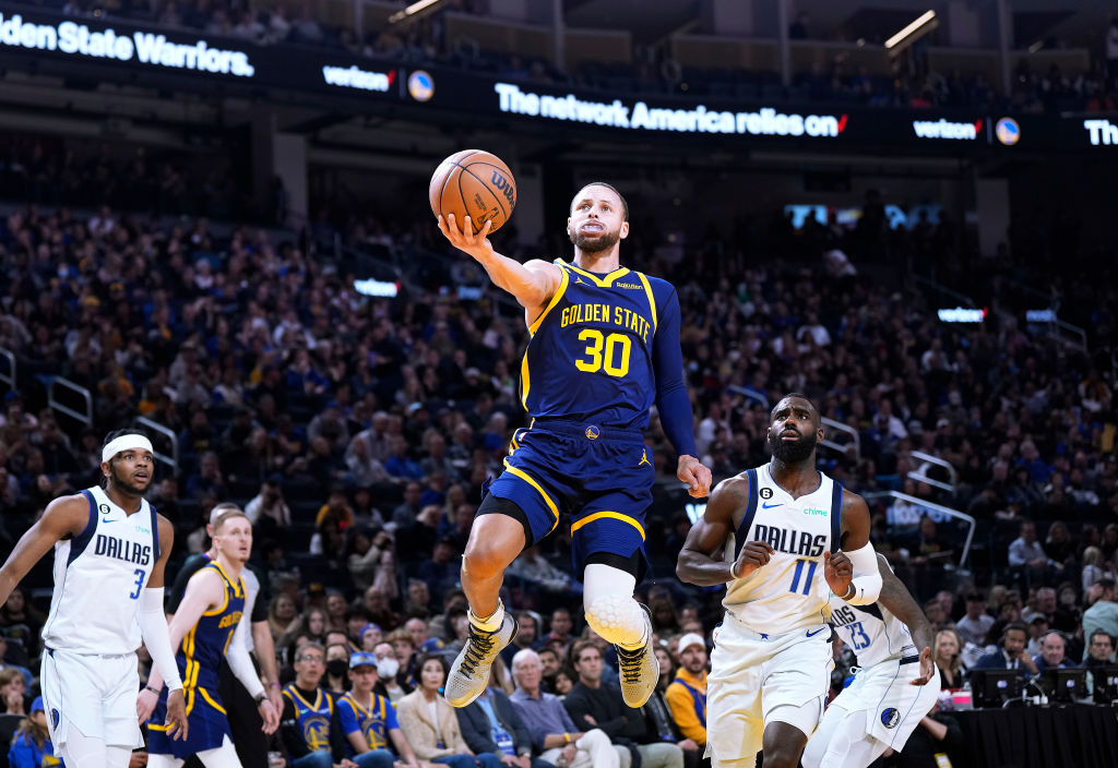 Stephen Curry's Leg Injury Will Sideline Him For Several Weeks - InsideHook