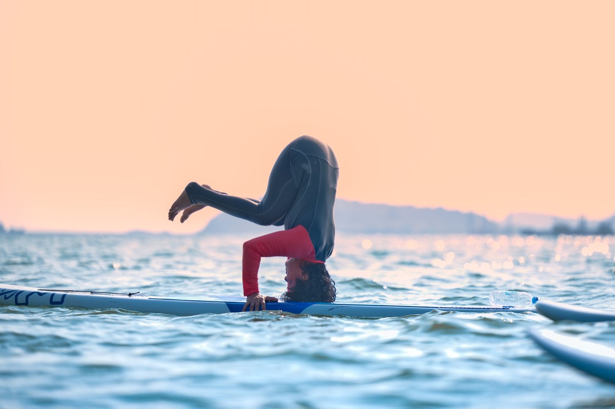 Cómo ponerse en forma para surfear sin surfear