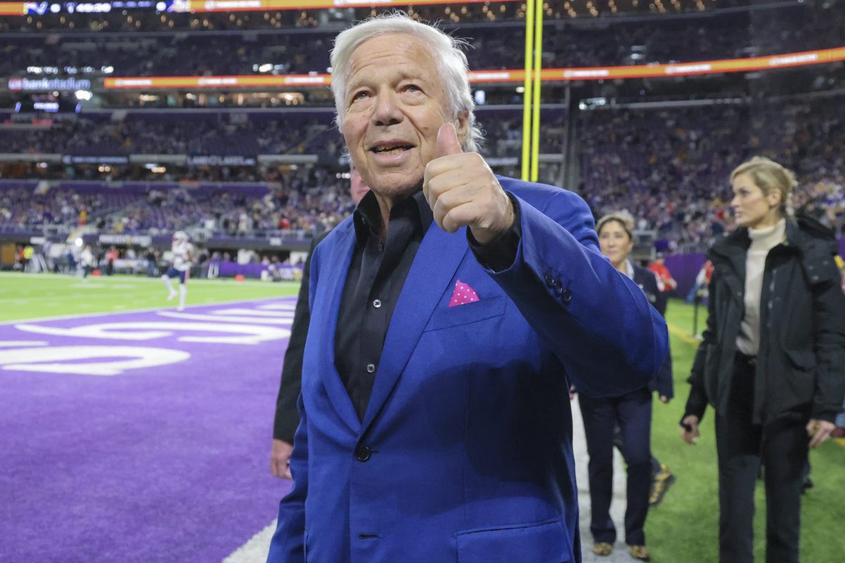 Patriots Owner Robert Kraft's Expectations Sound a Bit Delusional ...