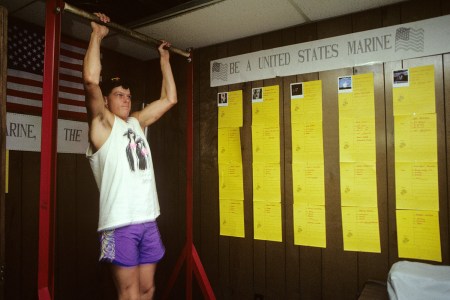 This Program Is Your Best Shot at Performing 20 Pull-Ups