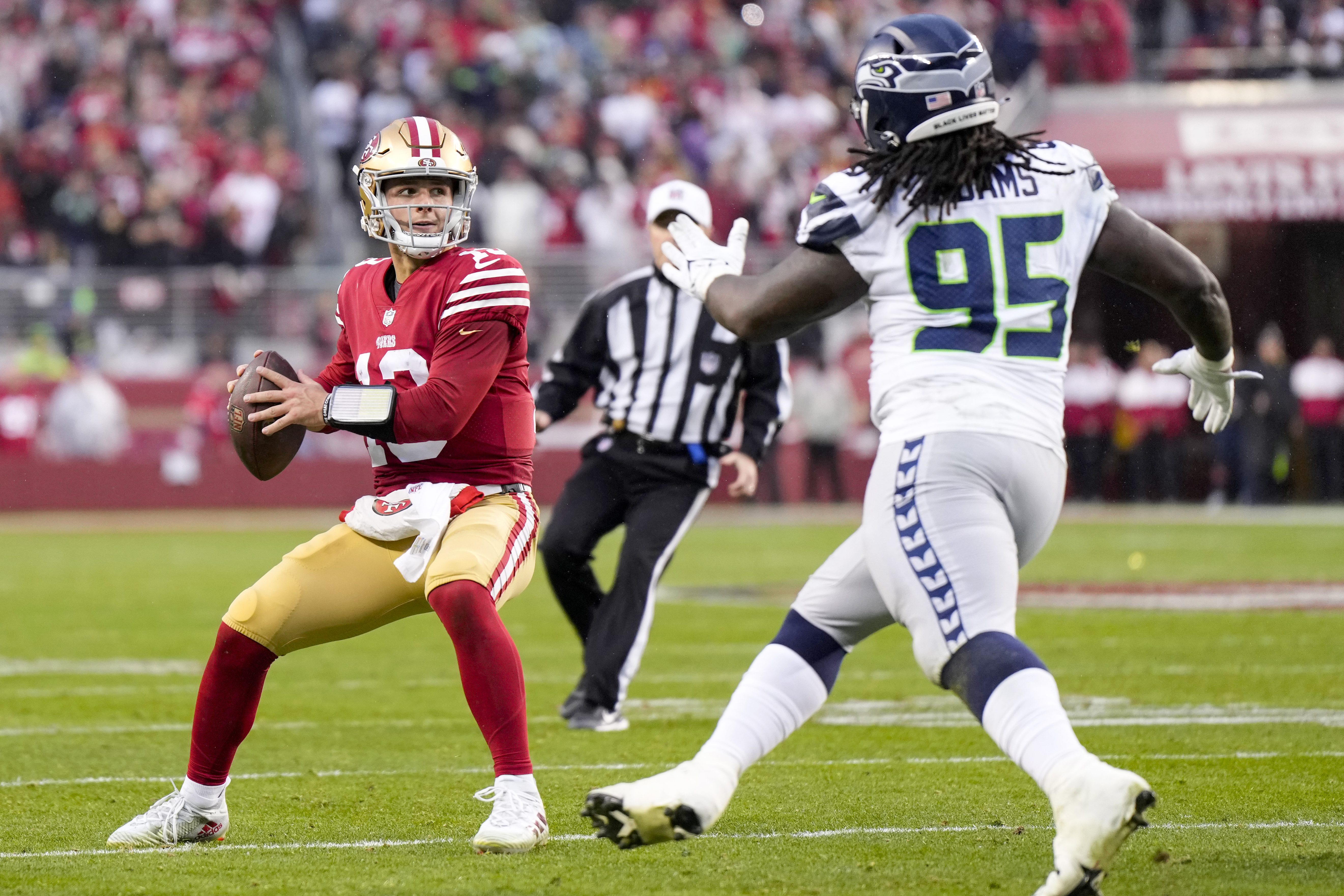 49ers Beat Rams and Now in First Place of NFC West 