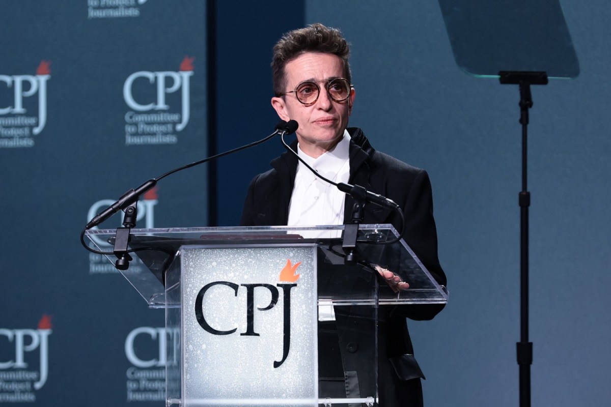 Russia Issues Arrest Warrant For Putin Critic Masha Gessen Insidehook