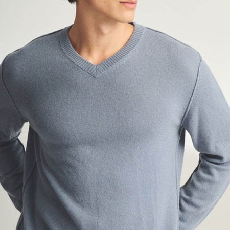 Lightweight Reversible Cashmere V-Neck Sweater