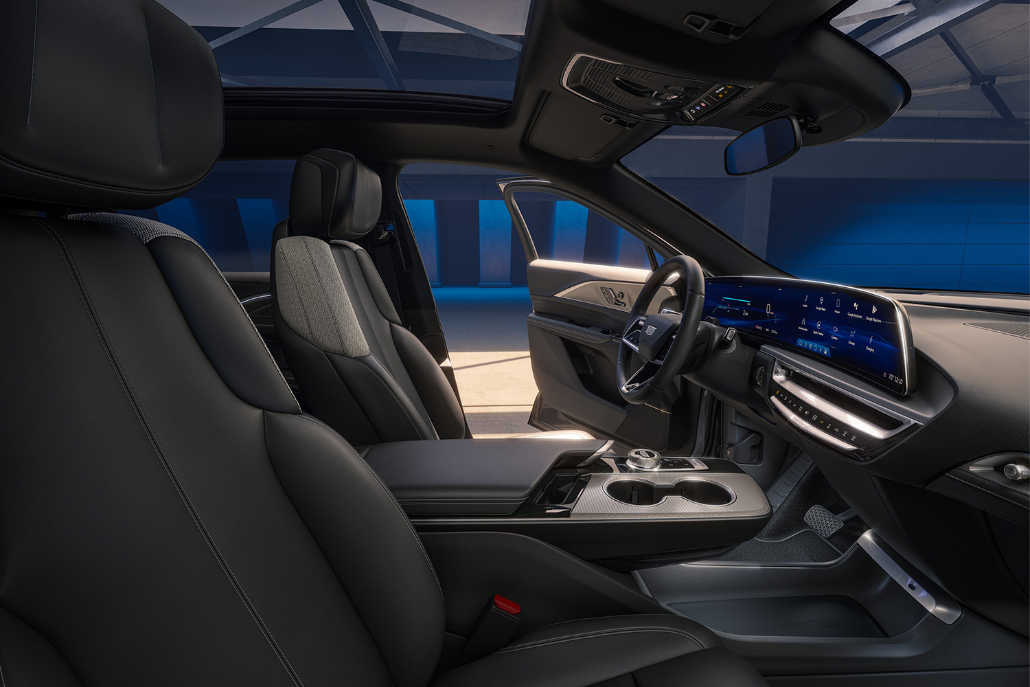 The front seats, dashboard and center console of the 2024 Cadillac Lyriq