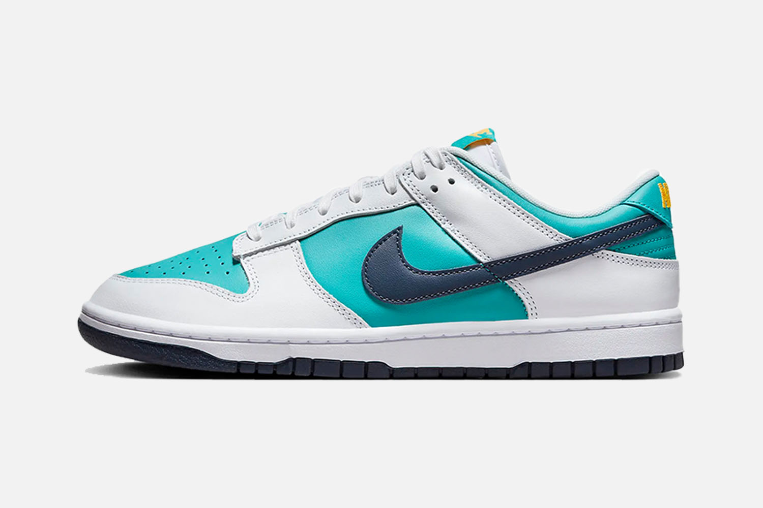 Nike Dunk Low Retro Sneakers