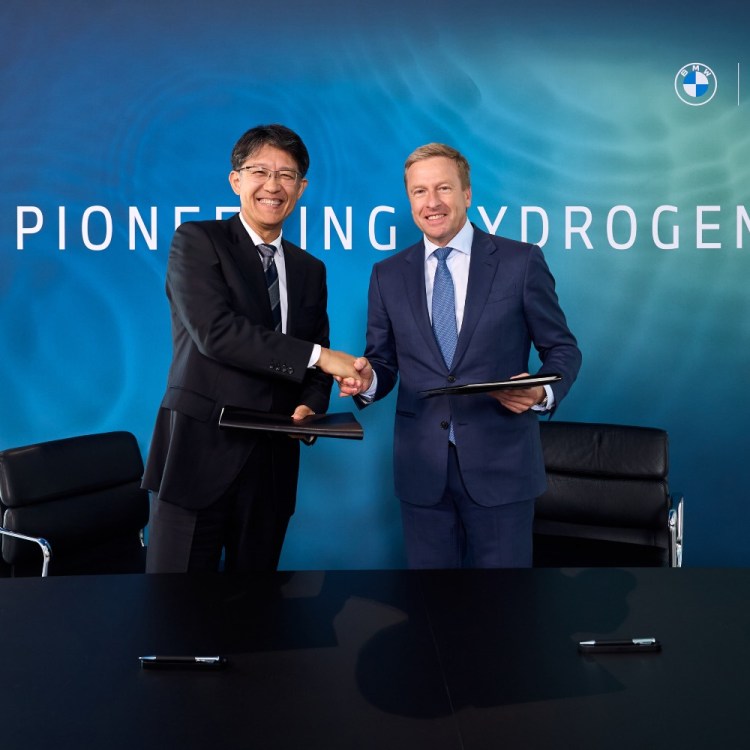 BMW and Toyota announce partnership