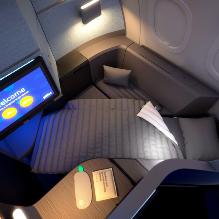 JetBlue Mint studio