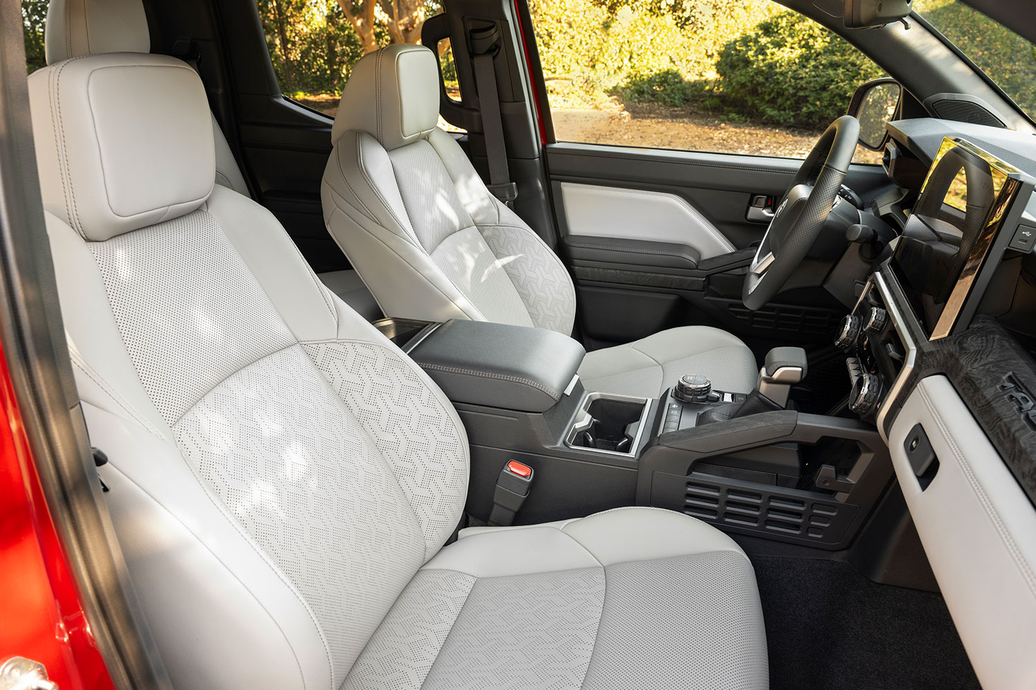 The front seats in the new Toyota Tacoma Limited