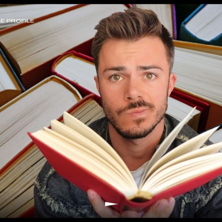 Jack Edwards is a book influencer in YouTube. We talked to him about reading, starting his YouTube channel and what he loves about BookTube.