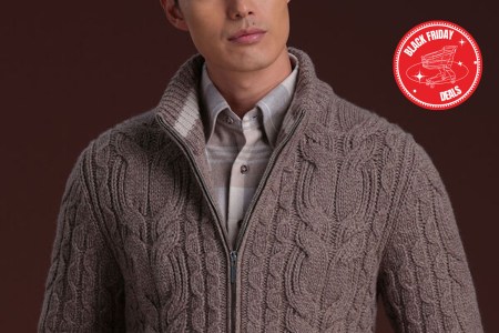 A men's sweater that's on sale during the Paul Stuart Black Friday Sale