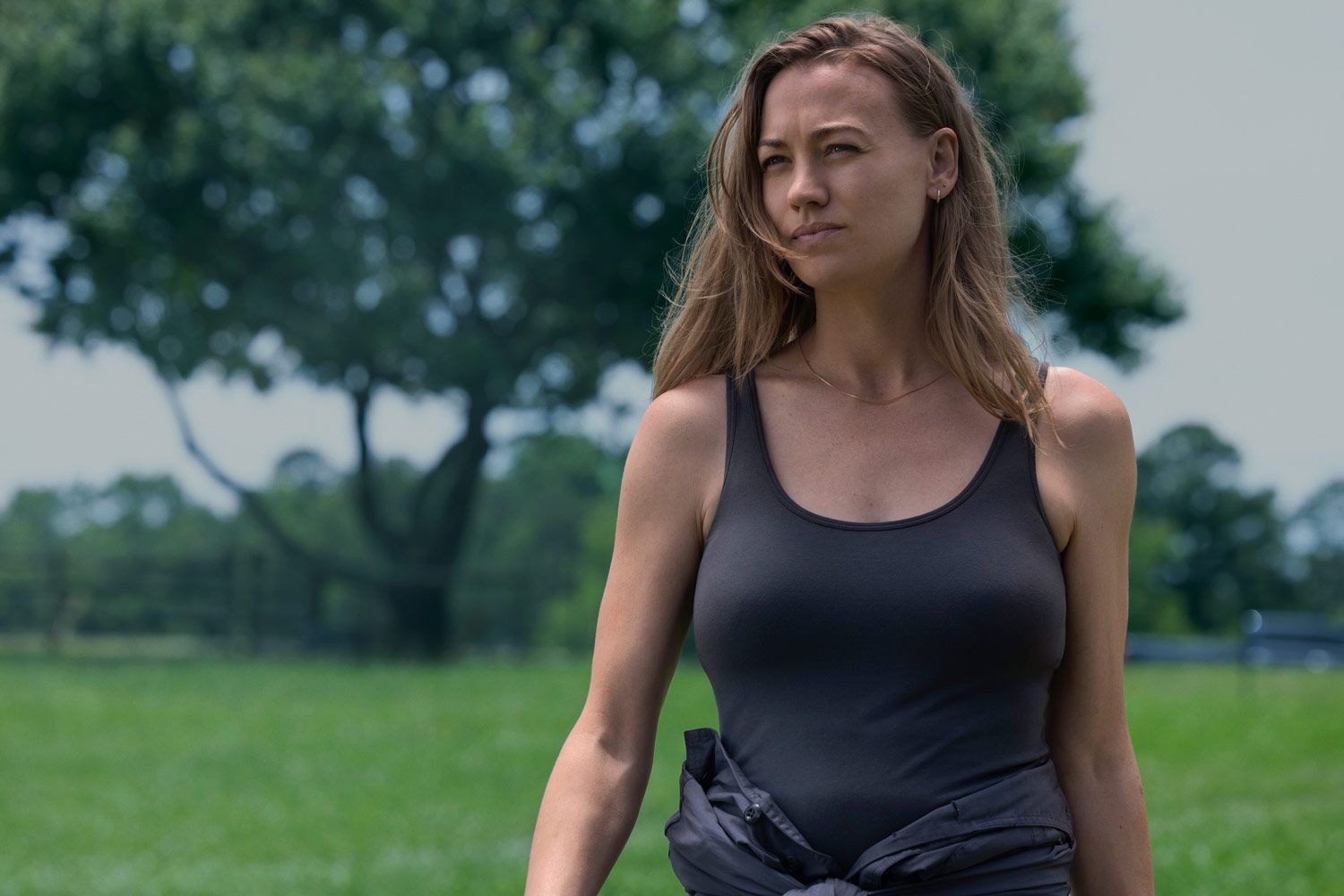 Yvonne Strahovski Talks “Teacup,” “Handmaid’s Tale” and Stepping Behind the Camera