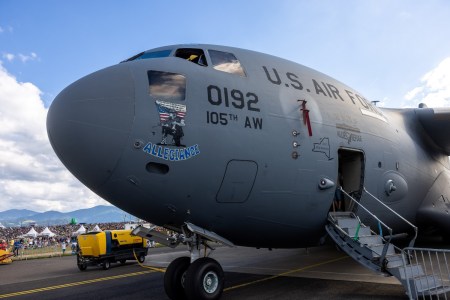 Boeing C-17