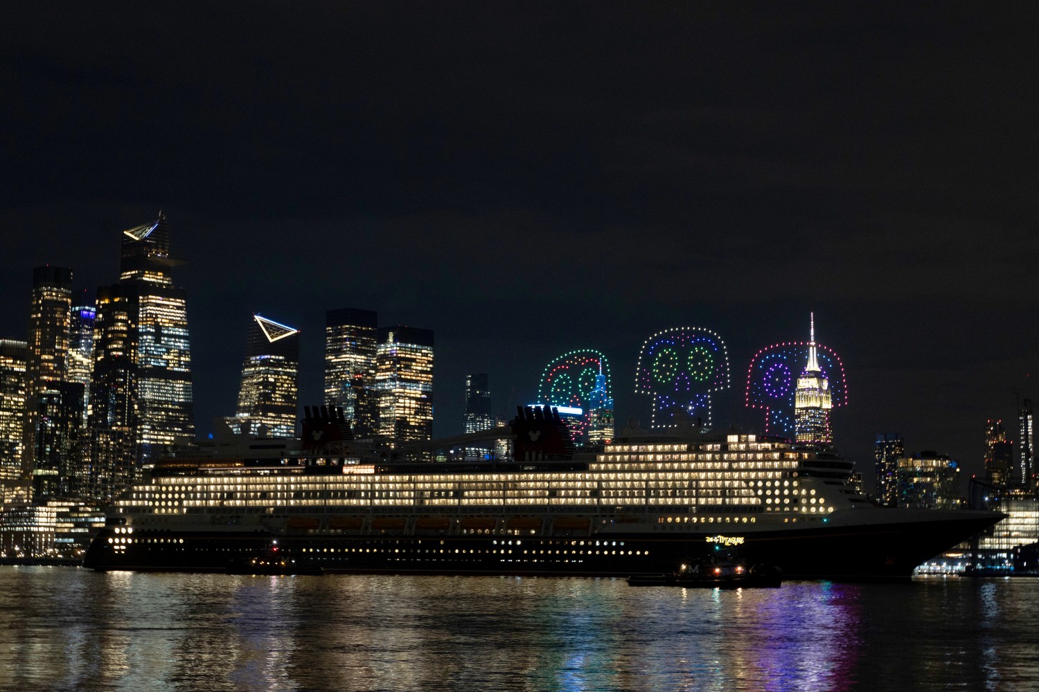 Disney cruise ship