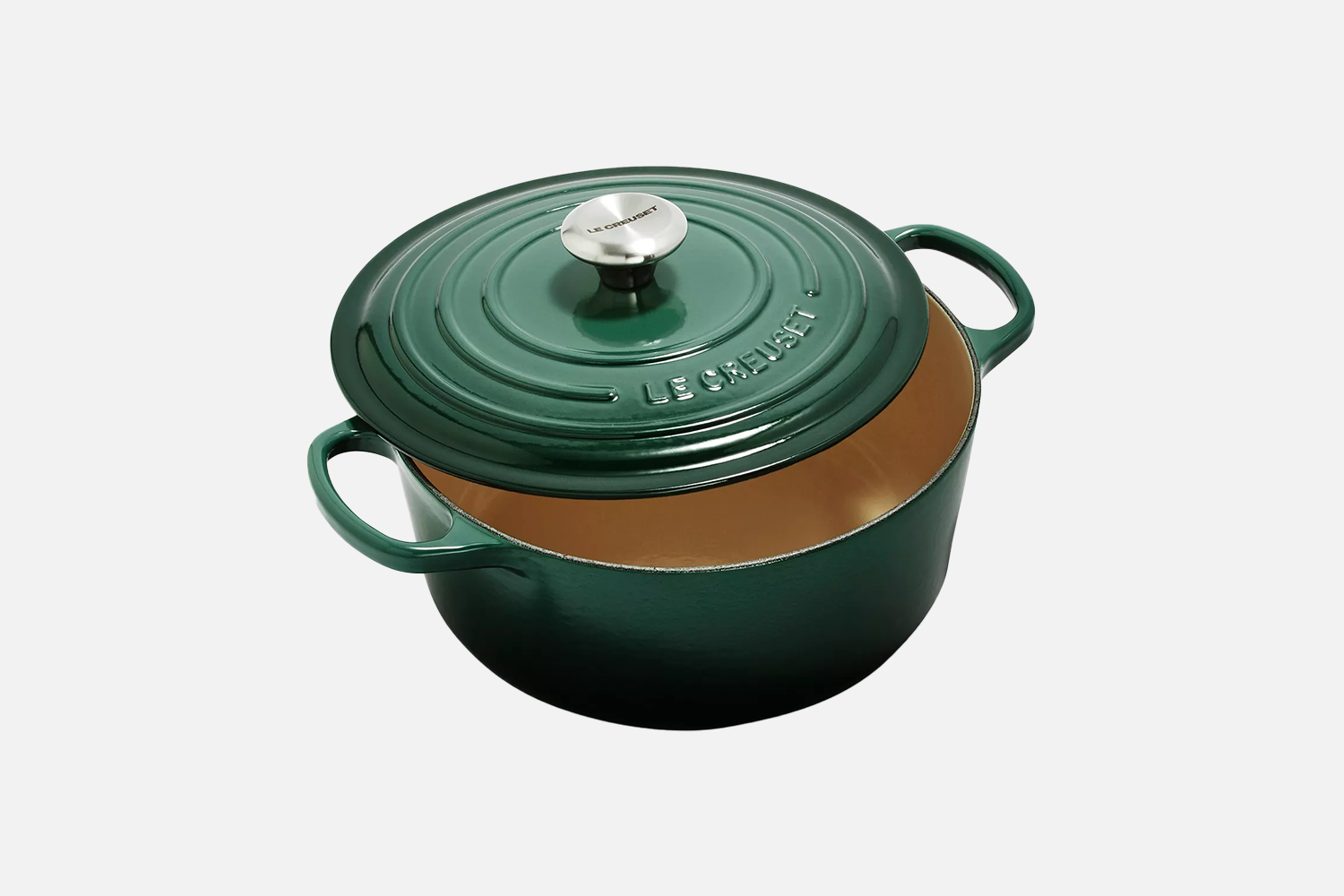 <strong>Le Creuset Signature Round 5.5 Qt. Dutch Oven</strong>