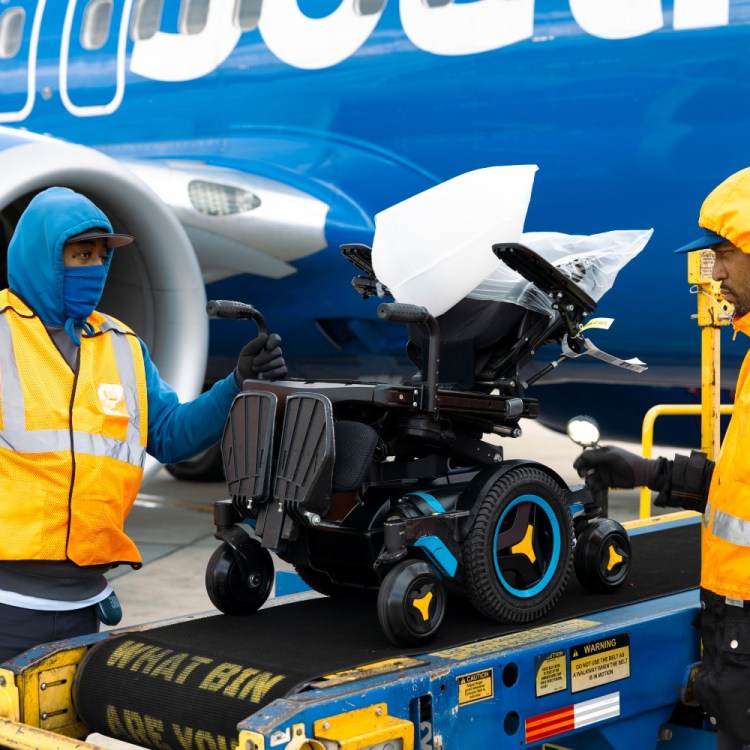 Wheelchair loading onto airplane