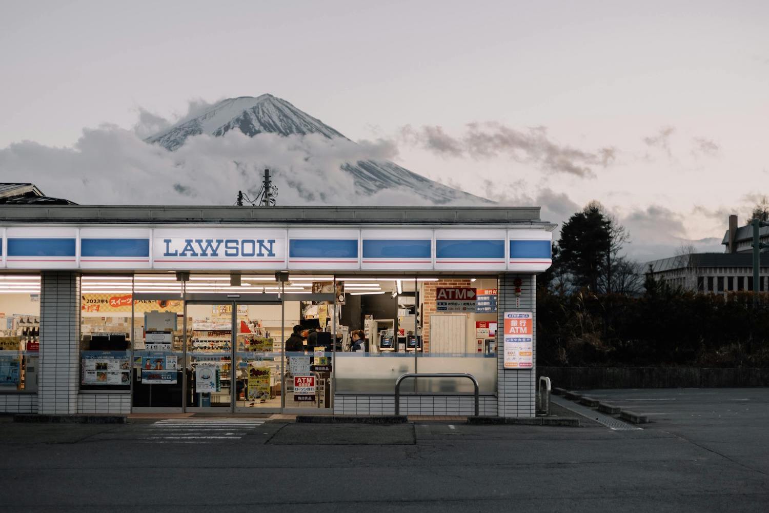 Get Acquainted With the Wonderful World of Japanese Convenience Stores